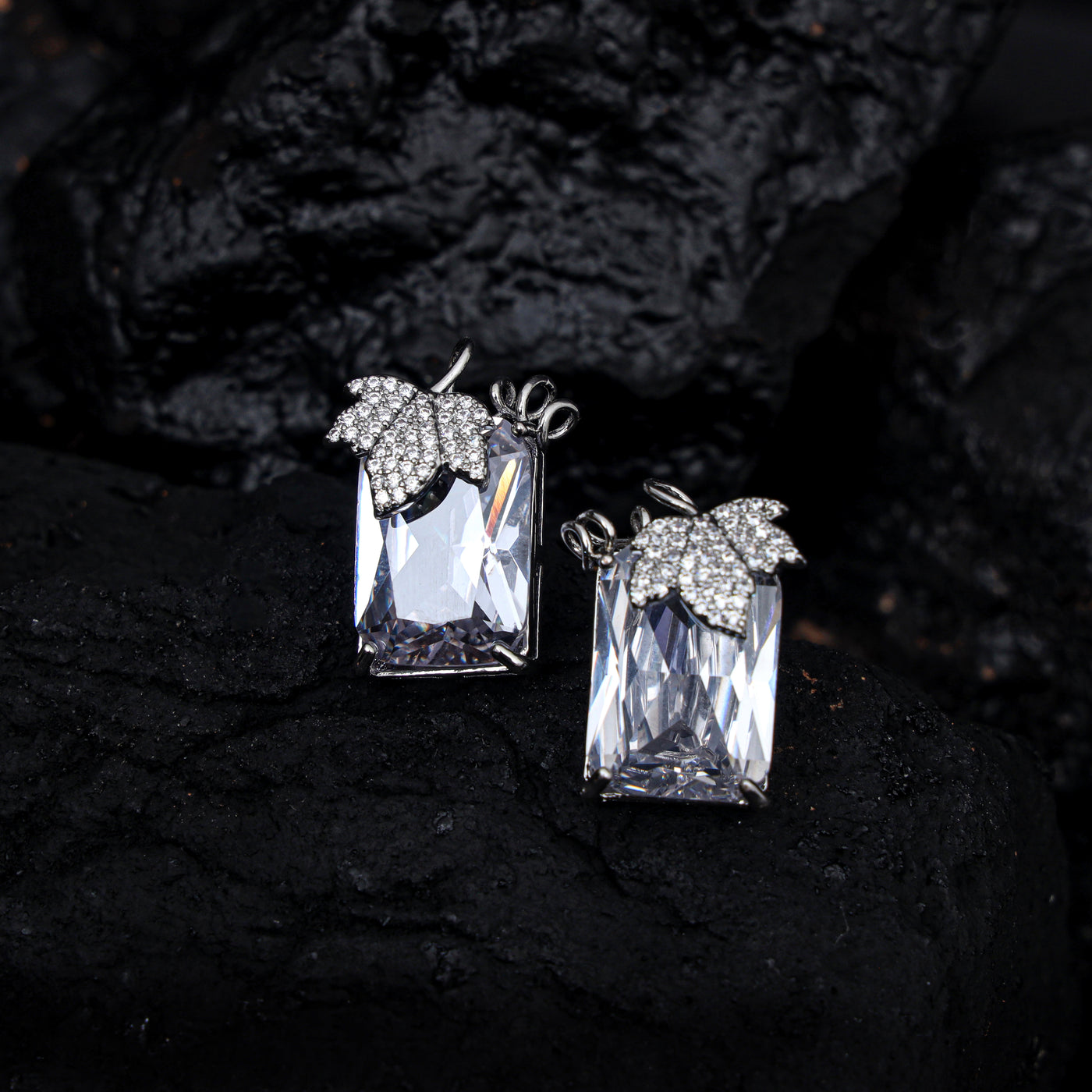 Beautiful Aesthetic Crystal Silver leaf Ad Studs