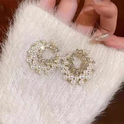 French Vintage-Inspired Luxurious Faux-Pearl Irregular Round Earrings for Women